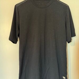 Vuori Black Short Sleeve Tee